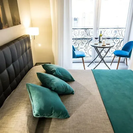 Art House By Dimorra Bed and breakfast Nápoles