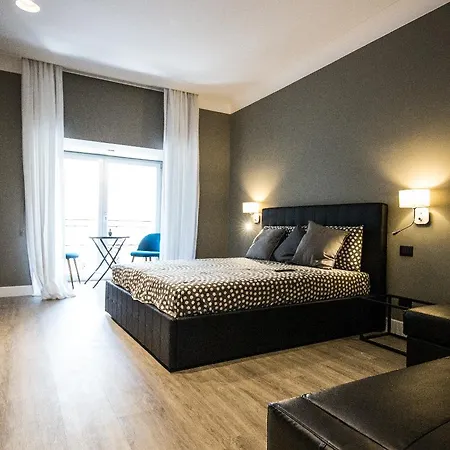 Art House 4*