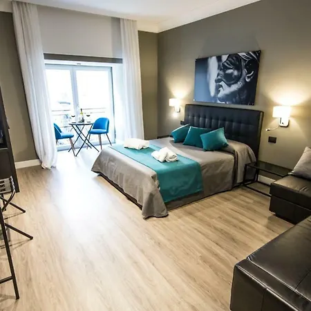 Art House 4*