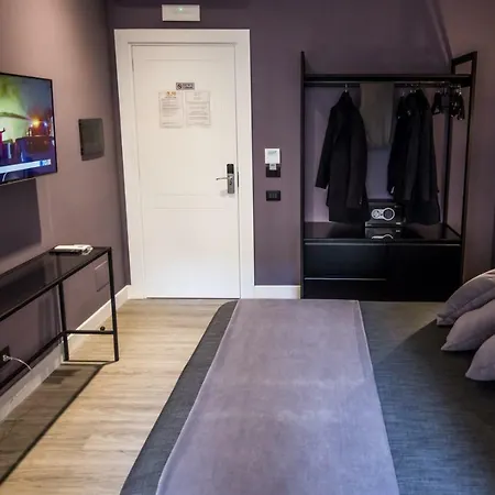 فندق مبيت وإفطار Art House 3*